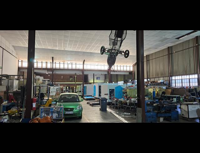 1,313M² WAREHOUSE TO LET IN ROBERTVILLE