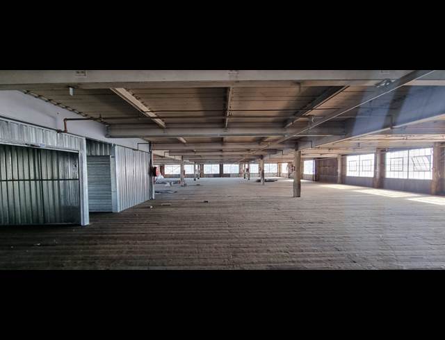 1,000M² WAREHOUSE TO LET IN SELBY