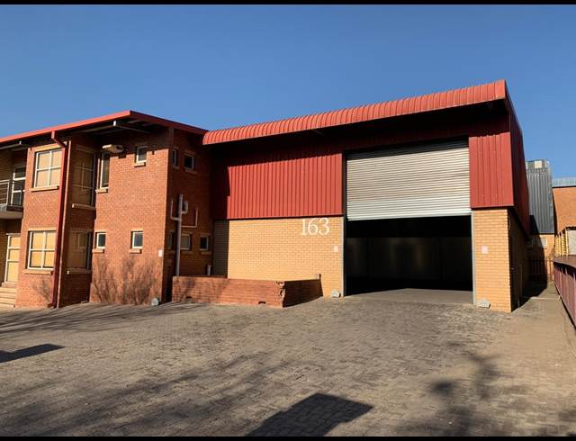 1,100M² WAREHOUSE TO LET IN NORTH RIDING