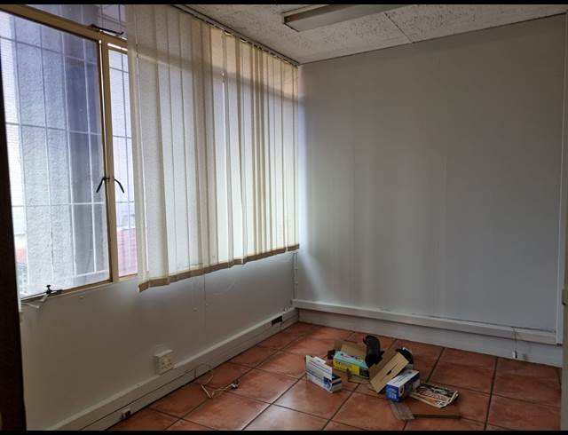89M² OFFICE TO LET IN NELSPRUIT CENTRAL