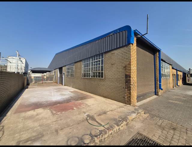 440M² WAREHOUSE TO LET IN WADEVILLE