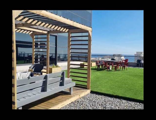 870M² OFFICE TO LET IN SEA POINT