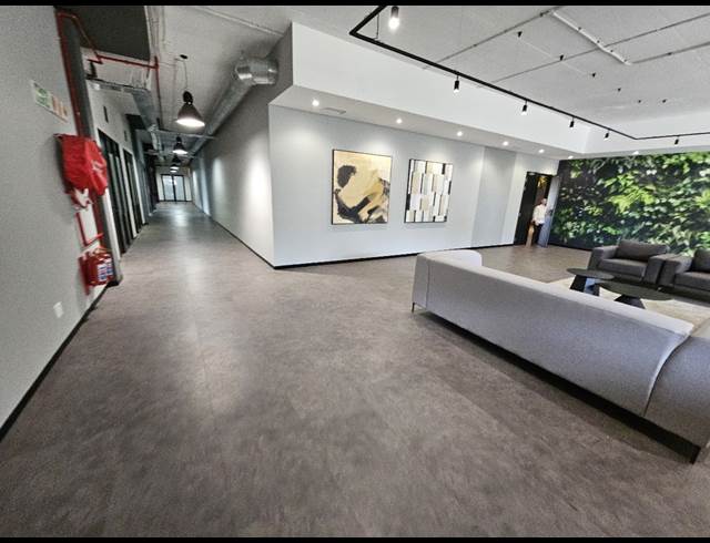 860M² OFFICE TO LET IN PAARDEN EILAND
