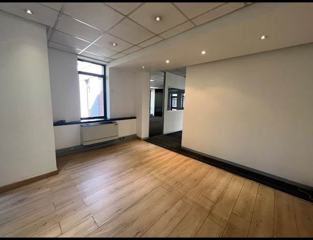 419M² OFFICE TO LET IN ROSEBANK