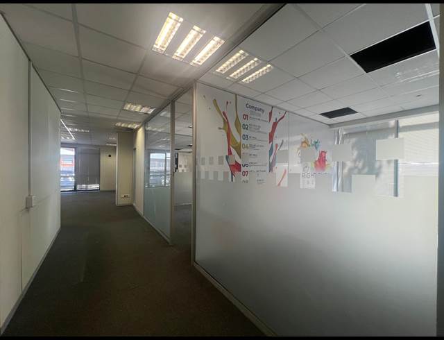 494M² OFFICE TO LET IN MEYERSDAL NATURE ESTATE