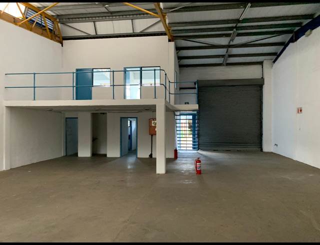 334M² WAREHOUSE TO LET IN RED HILL