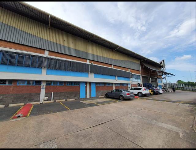 643M² WAREHOUSE TO LET IN NEW GERMANY