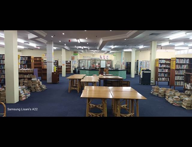 1,096M² BUSINESS CENTRE TO LET IN GLENWOOD