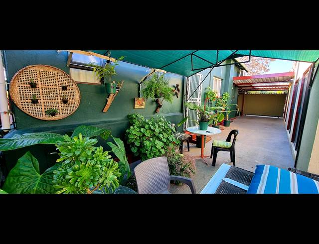 1 bed property to rent in KRUGERSDORP