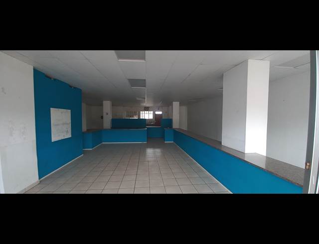 320M² RETAIL TO LET IN BORDEAUX
