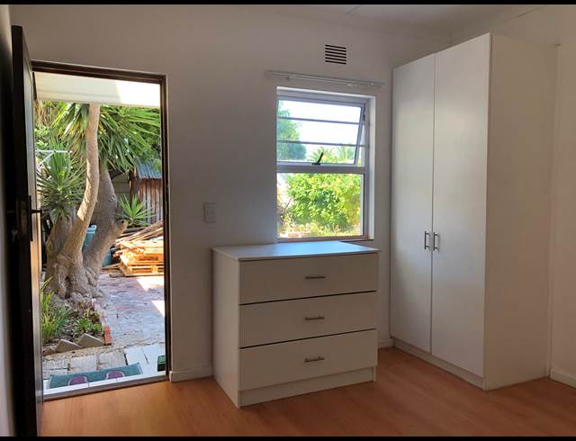 2 bed property to rent in EDGEMEAD