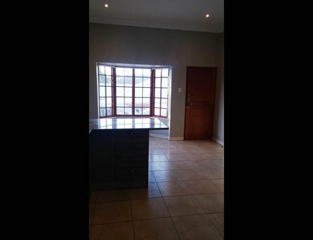2 BEDROOM PROPERTY TO RENT IN DIE BULT