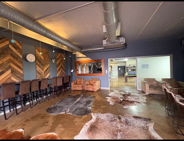 3,200M² OFFICE TO LET IN PAARDEN EILAND