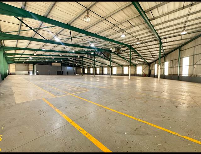 2,609.30M² WAREHOUSE TO LET IN MOUNT EDGECOMBE