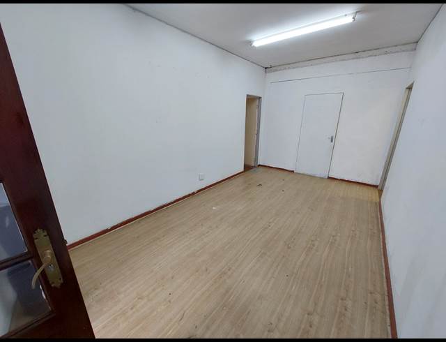 470M² FACTORY TO LET IN MOREHILL
