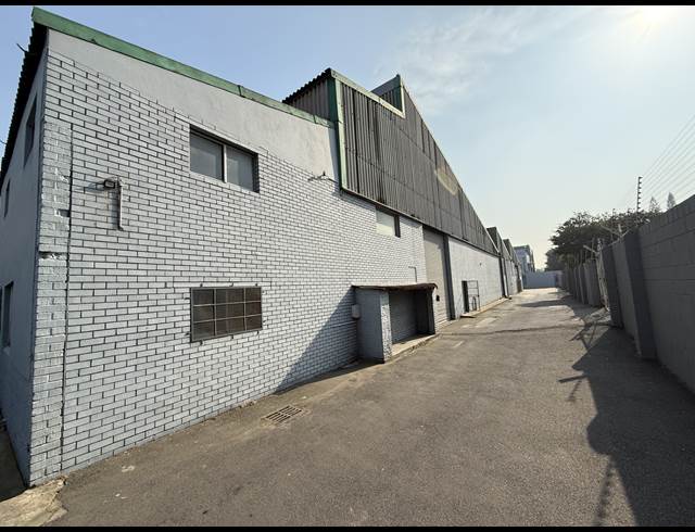 3,544M² WAREHOUSE TO LET IN EPPING INDUSTRIAL