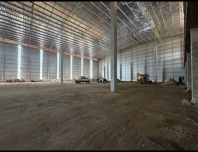 11,443M² WAREHOUSE TO LET IN HALFWAY HOUSE