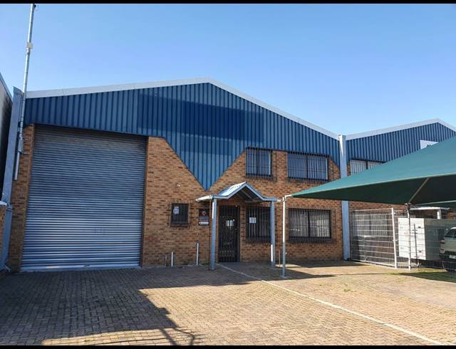 359M² FACTORY RENTED IN SAXENBURG PARK 1