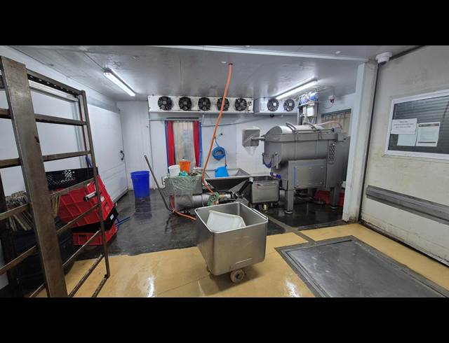 222M² WAREHOUSE TO LET IN DIEP RIVER