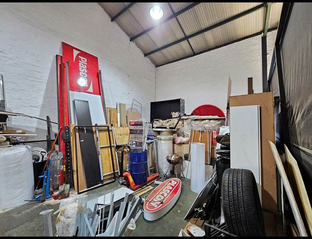 280M² MINI FACTORY TO LET IN KYA SANDS