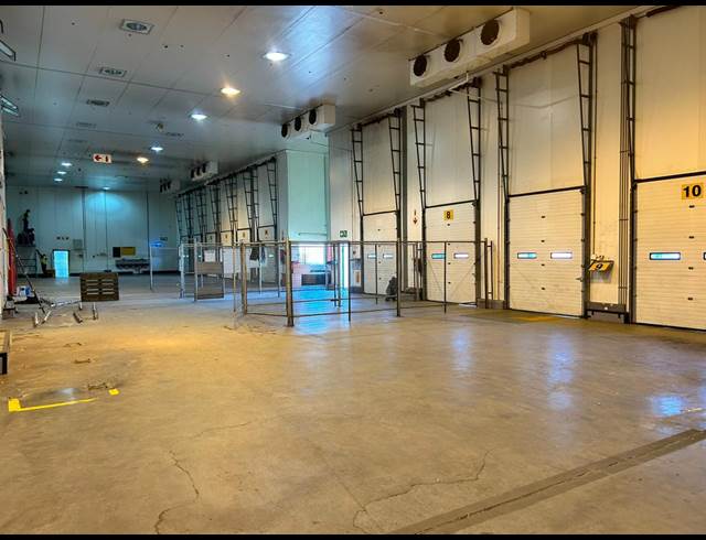 13,000M² WAREHOUSE TO LET IN EASTGATE