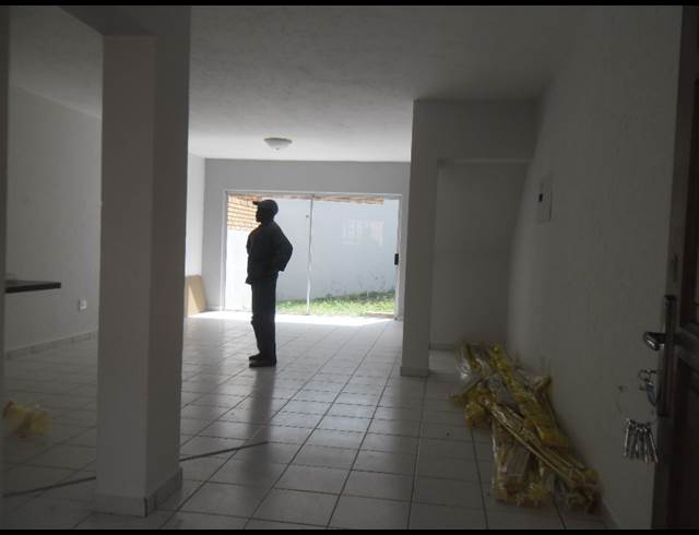 2 bed property to rent in WINCHESTER HILLS