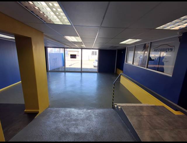 310M² OFFICE TO LET IN VINCENT