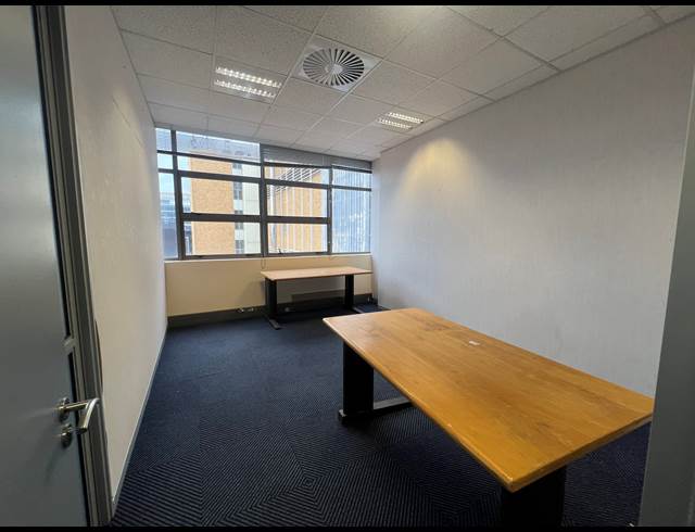 643M² OFFICE TO LET IN ROSEBANK