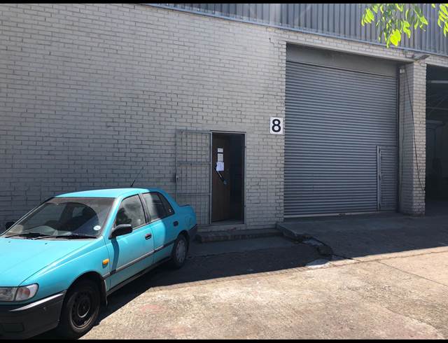 270M² WORKSHOP TO LET IN EPPING INDUSTRIAL