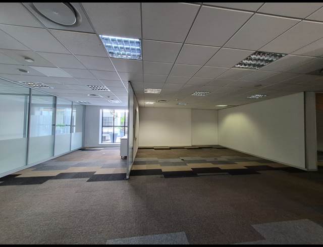 933M² OFFICE TO LET IN ILLOVO