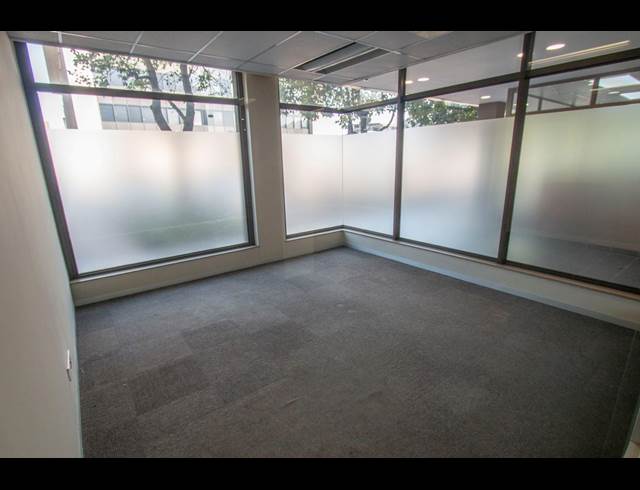 1,557M² OFFICE TO LET IN PARKTOWN