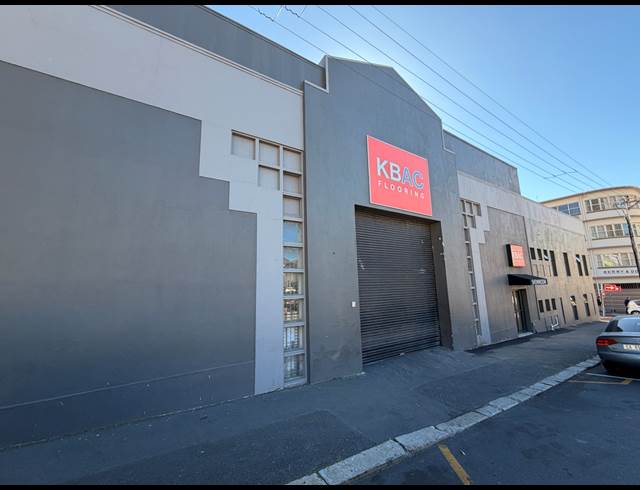 1,239M² WAREHOUSE TO LET IN CAPE TOWN CITY CENTRE