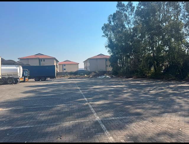 10,000M² INDUSTRIAL YARD TO LET IN ORMONDE
