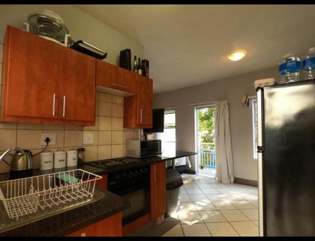 1 BEDROOM PROPERTY TO RENT IN DIE BULT