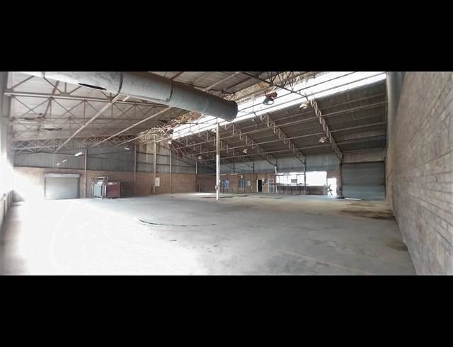 690M² WAREHOUSE TO LET IN KLERKSOORD