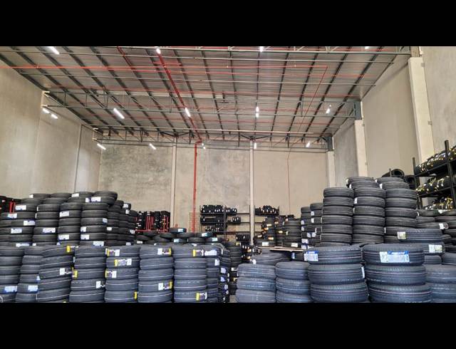 2,631M² WAREHOUSE TO LET IN BRACKENFELL INDUSTRIAL