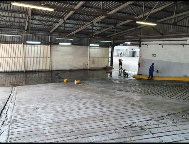1,409M² WAREHOUSE TO LET IN CITY & SUBURBAN