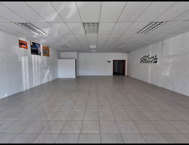 104.40M² RETAIL TO LET IN GONUBIE