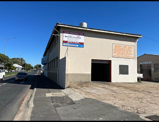 220M² WAREHOUSE TO LET IN PAARL CENTRAL