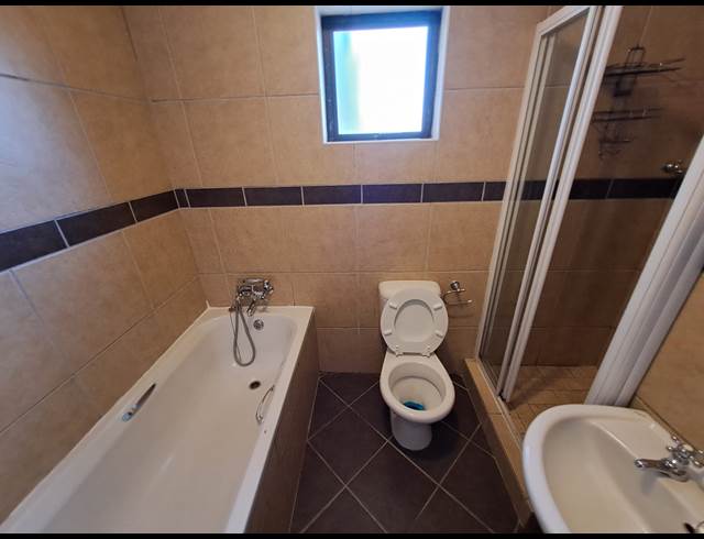 2 bed property to rent in WORCESTER