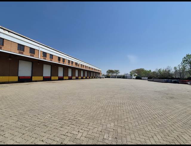 7,988M² WAREHOUSE TO LET IN RANDJESPARK
