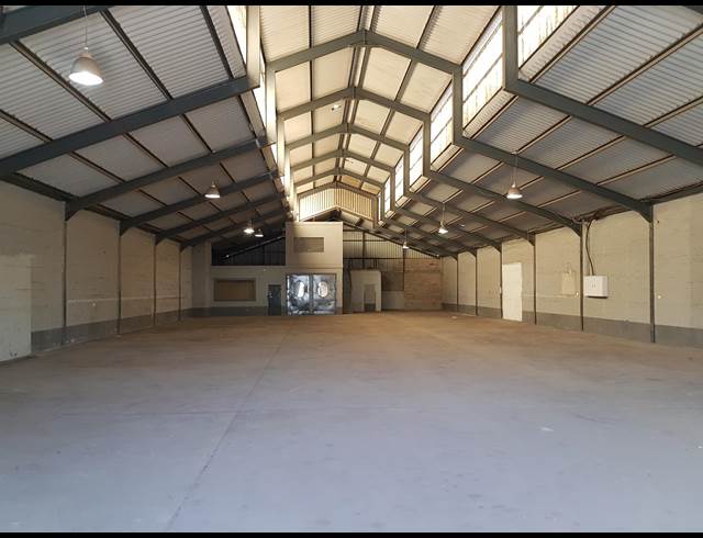 1,000M² BUILDING TO LET IN KRAAIFONTEIN INDUSTRIA