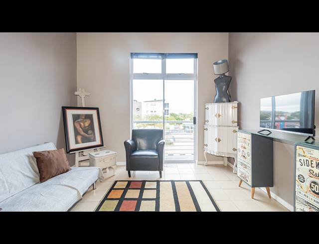 1 BEDROOM APARTMENT RENTED IN TABLE VIEW