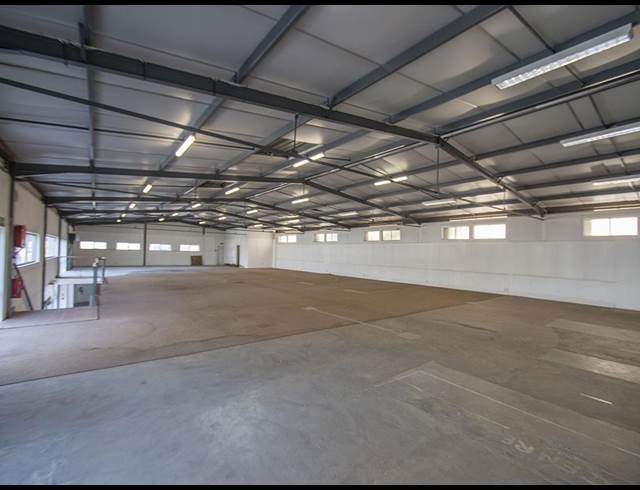 1,300M² WAREHOUSE TO LET IN KYA SANDS