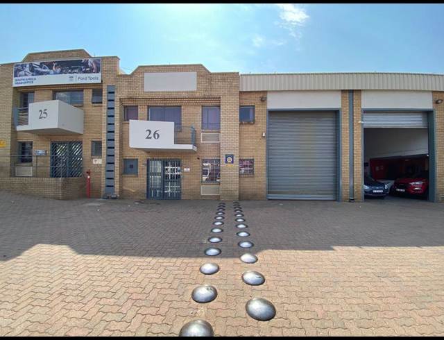 273M² WAREHOUSE TO LET IN DRIEHOEK