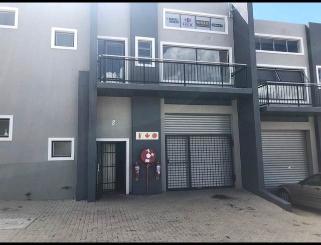 120M² WAREHOUSE TO LET IN CHLOORKOP