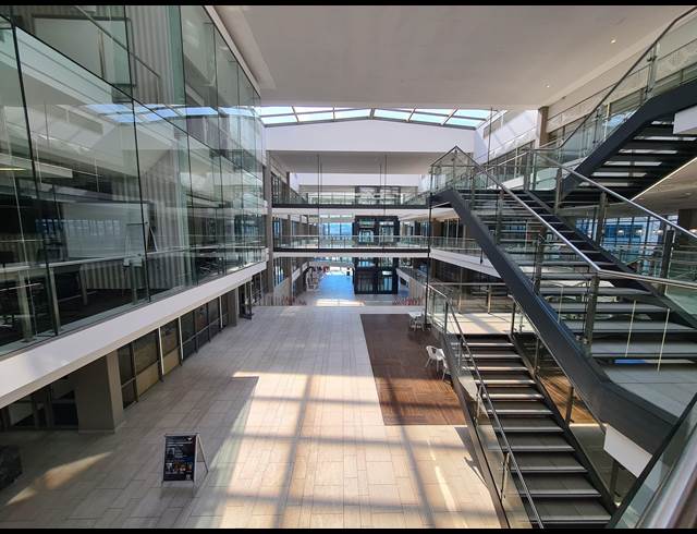 4,435M² OFFICE TO LET IN WATERFALL