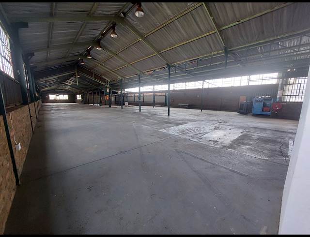 3,000M² FACTORY TO LET IN ANDERBOLT