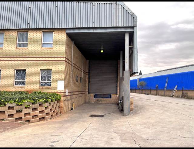 2,090M² WAREHOUSE TO LET IN MEADOWDALE