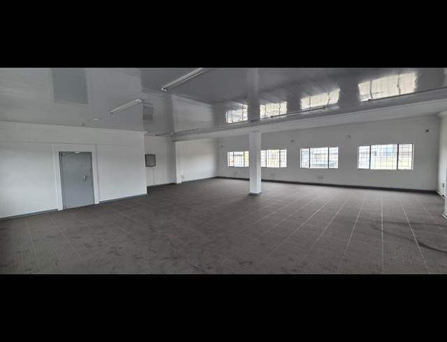 220M² OFFICE TO LET IN NELSPRUIT INDUSTRIAL